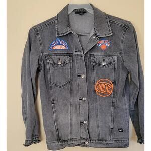 New York Knicks Wild Collective Grey Jean Jacket Size Small Unisex NBA Embroider